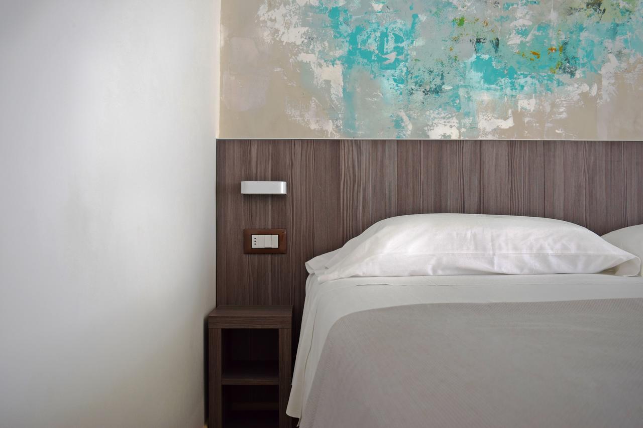 Hotel Muccioli Misano Adriatico Rum bild